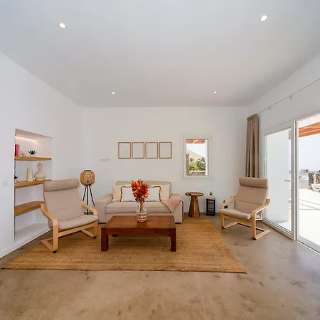 Luxury House La Maison Tias